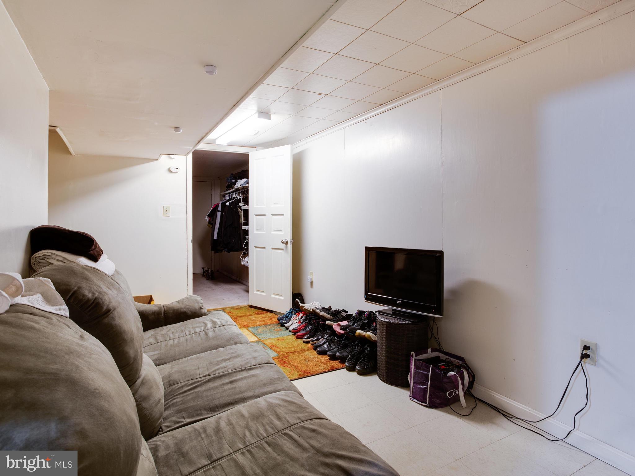 12915 Crisfield Road Silver Spring, MD 20906 - Photo 23 of 31 Lower Level Rec room