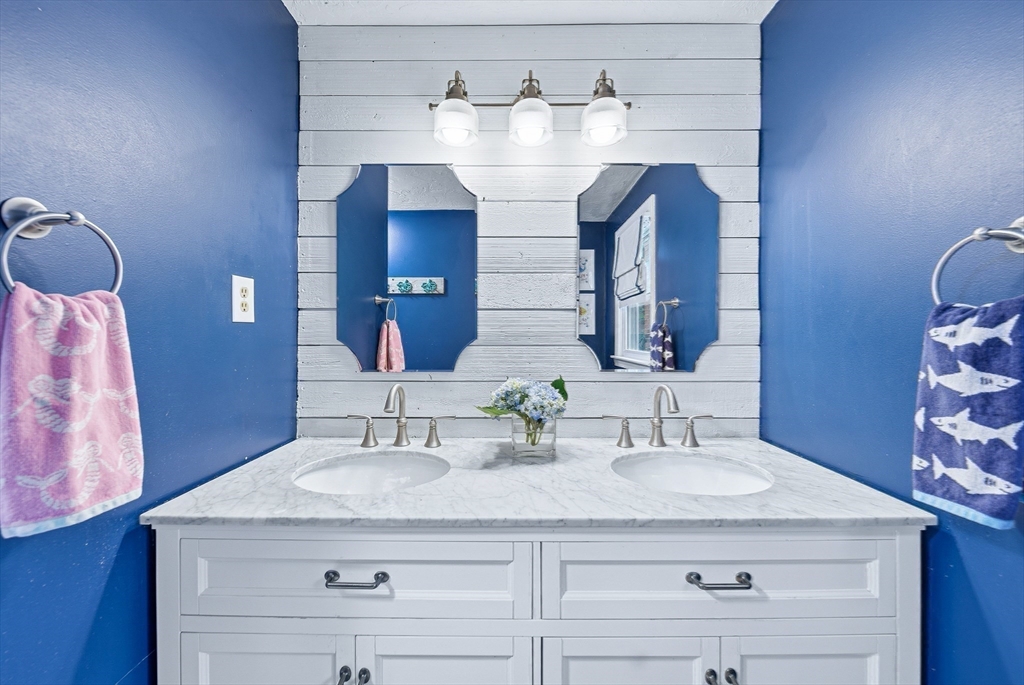 3 Sparrow Road Norfolk, MA 02056 - Photo 27 of 38 Gallery Image 27