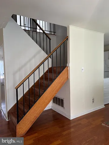 $2,780 | 1218 Magnolia Lane, Herndon, VA 20170