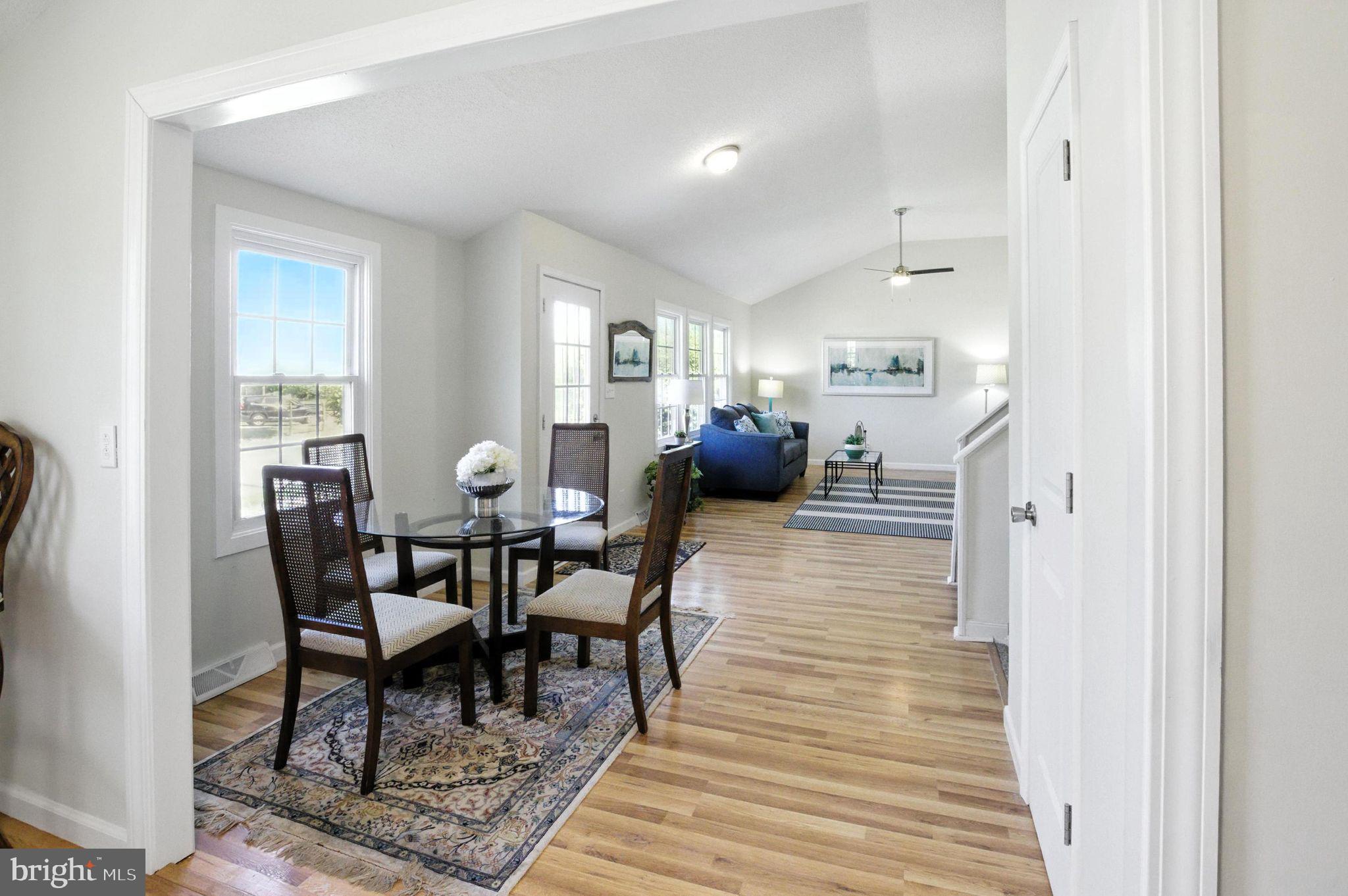47 Carole Road Newark, DE 19713 - Photo 8 of 27 Dining Area