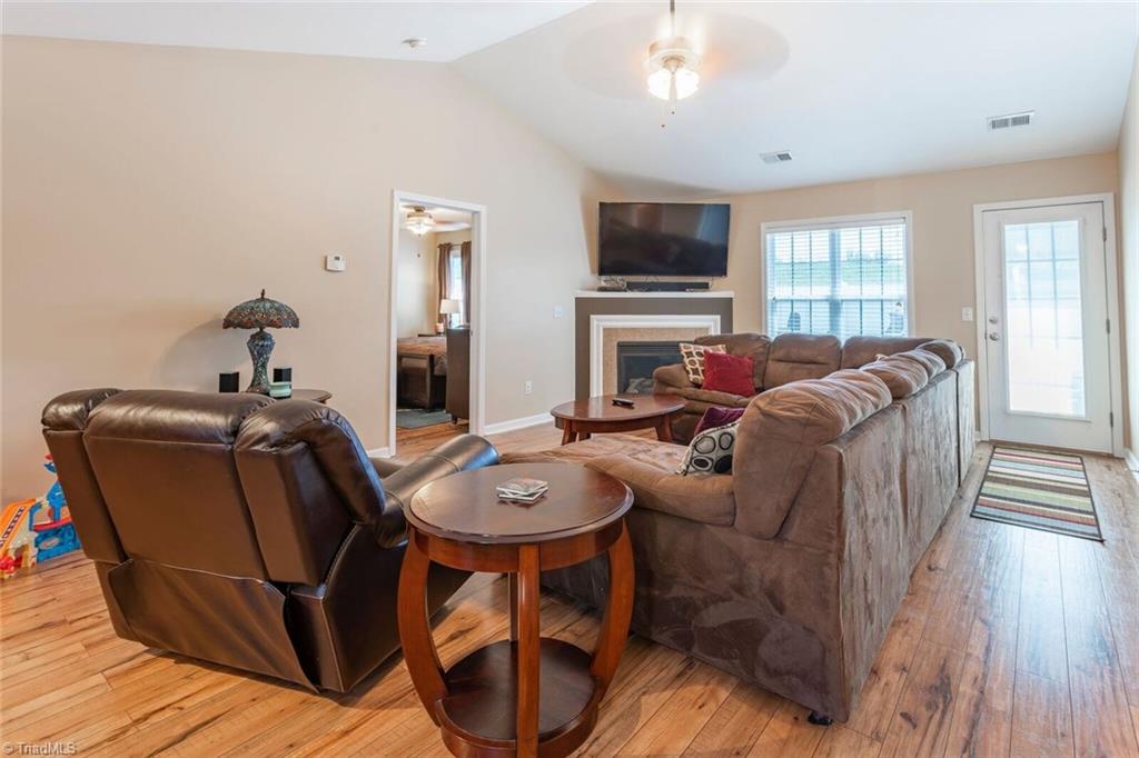 677 Chas Court High Point, NC 27265 - Photo 2 of 20 Gallery Image 2