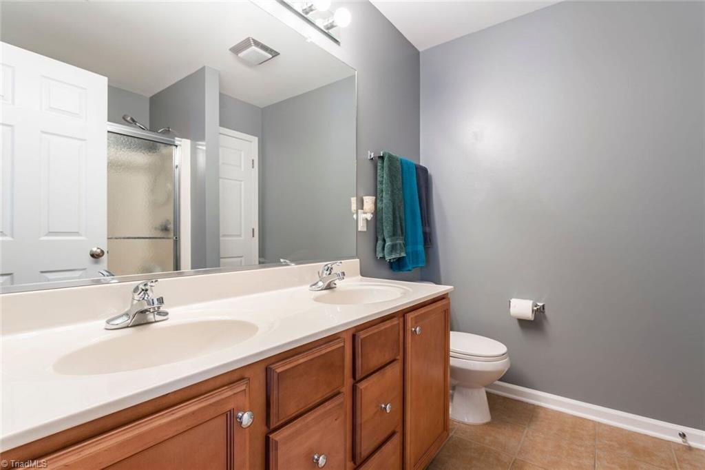 677 Chas Court High Point, NC 27265 - Photo 12 of 20 Gallery Image 12