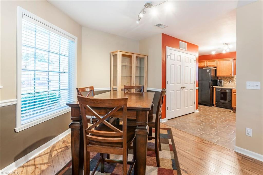 677 Chas Court High Point, NC 27265 - Photo 5 of 20 Gallery Image 5