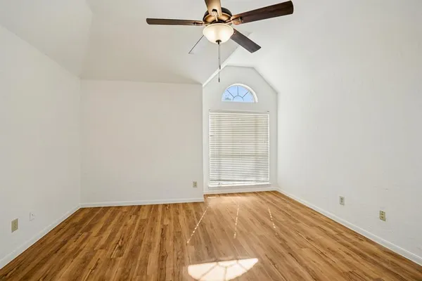 $2,500 | 401 Dakota Trail, Irving, TX 75063