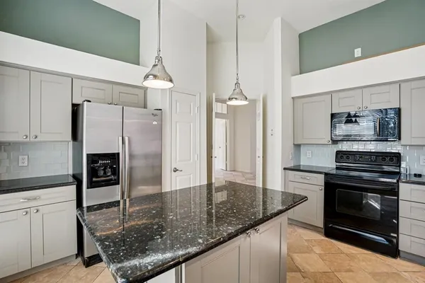 $2,500 | 401 Dakota Trail, Irving, TX 75063