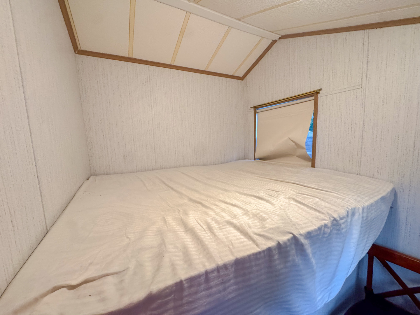 29-140 Woodhaven Sublette, IL 61367 - Photo 14 of 20 a bedroom with a bed and a mirror