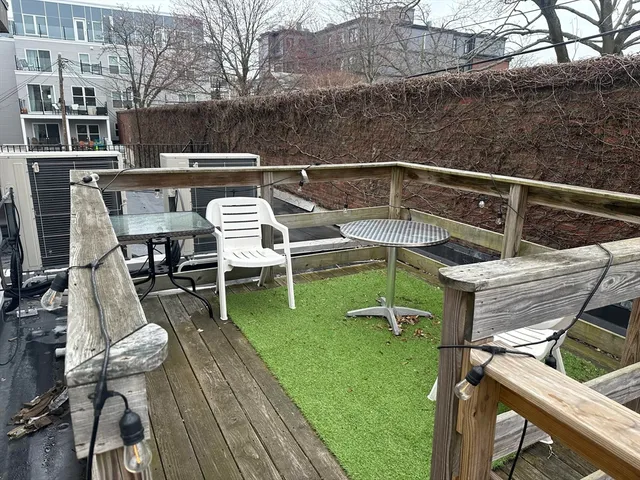 $3,500 | 525 East 3rd Street, Unit 2R, Boston, MA 02127