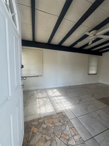 $1,800 | 9113 Oak Knoll Lane, Houston, TX 77078