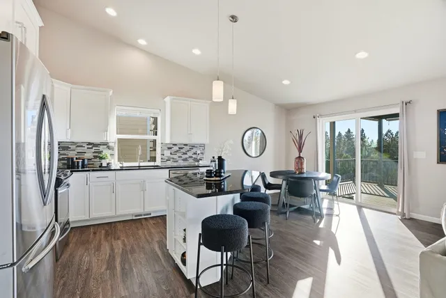 $585,000 | 5710 South Ravencrest Drive, Spokane, WA 99224