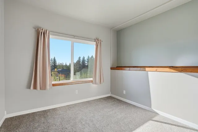 $585,000 | 5710 South Ravencrest Drive, Spokane, WA 99224