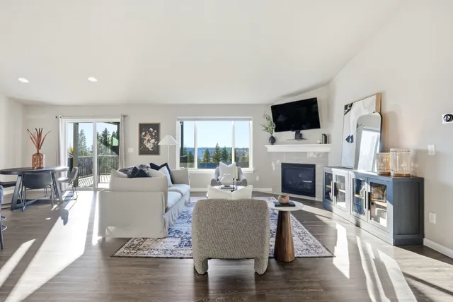 $585,000 | 5710 South Ravencrest Drive, Spokane, WA 99224