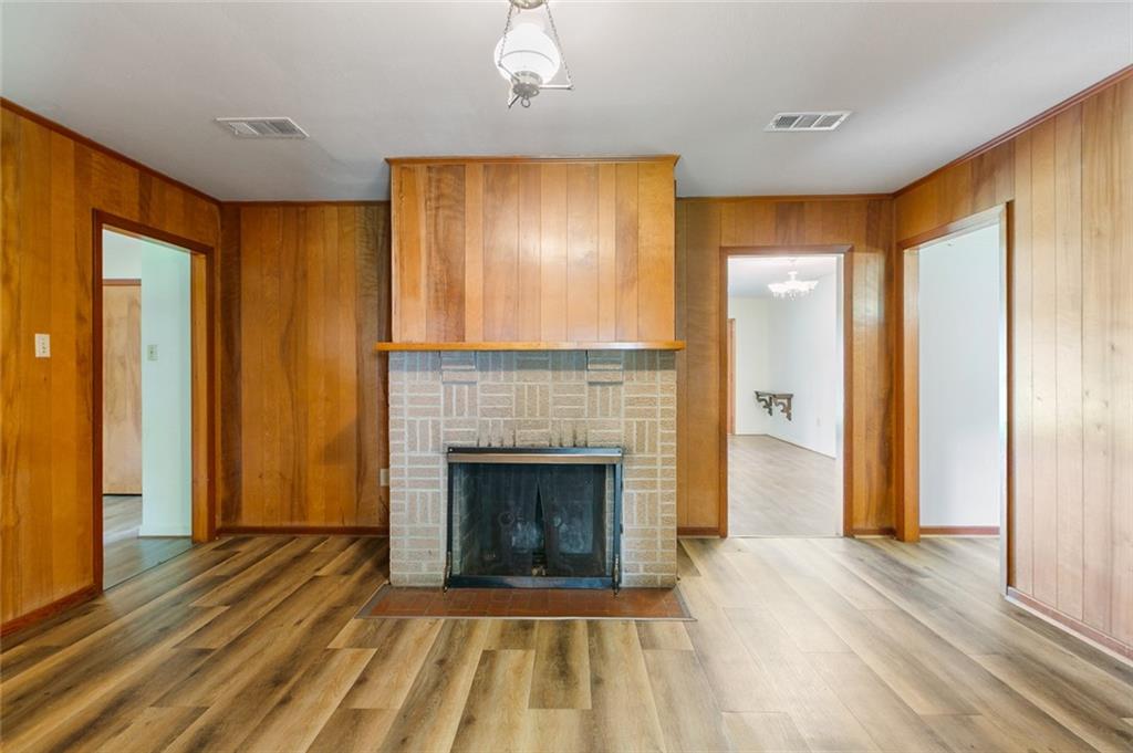 9535 Hyacinth Avenue Baton Rouge, LA 70810 - Photo 4 of 16