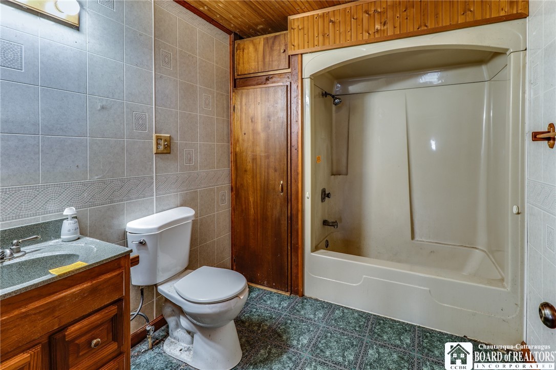 4820 Block Road Yorkshire, NY 14141 - Photo 14 of 38