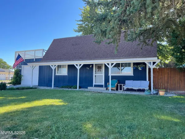 $325,000 | 230 North Mountain View Street, Yerington, NV 89447