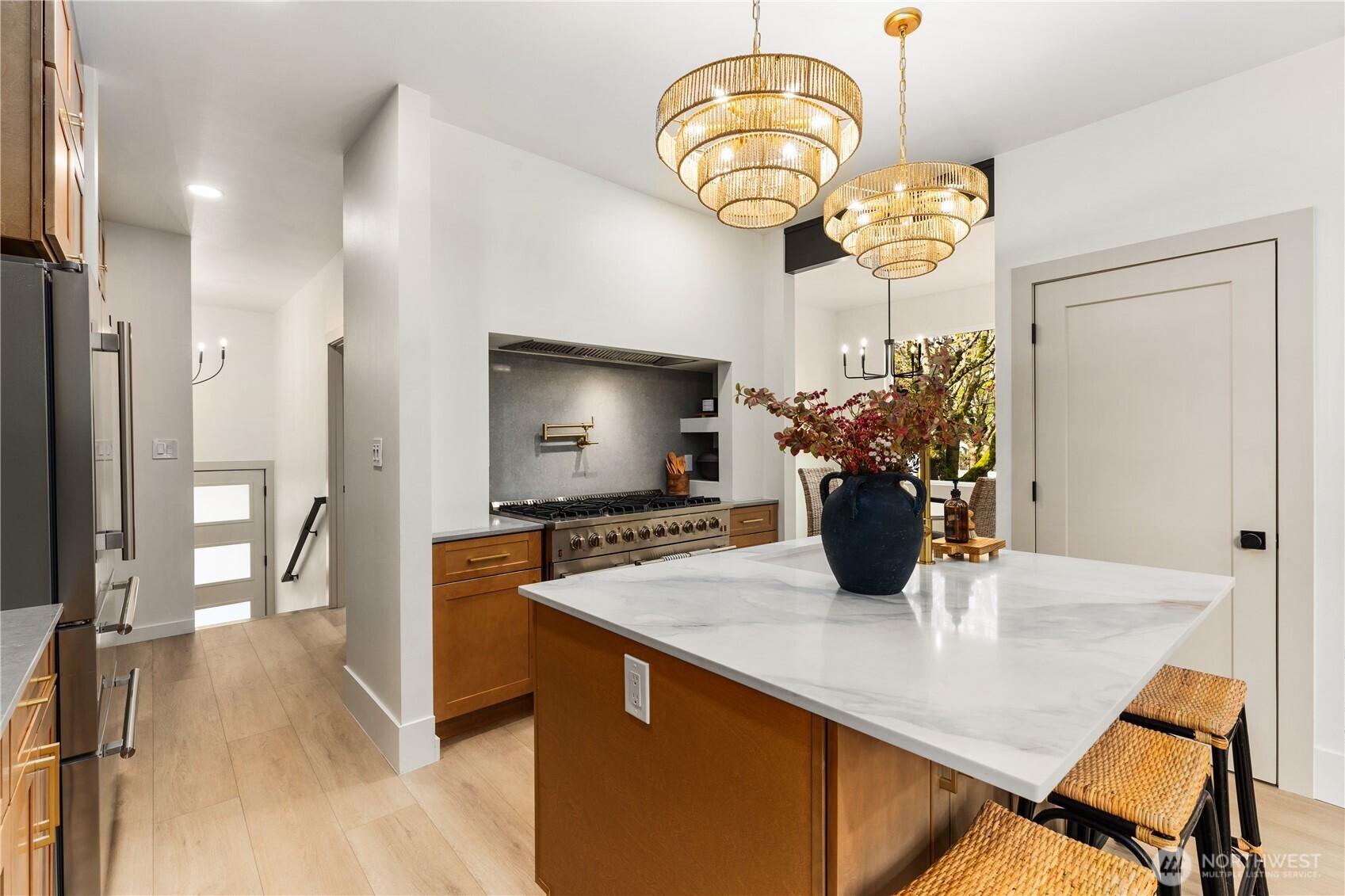829 27th Avenue Seattle, WA 98122 - Photo 14 of 38 a kitchen with a table and chairs in it