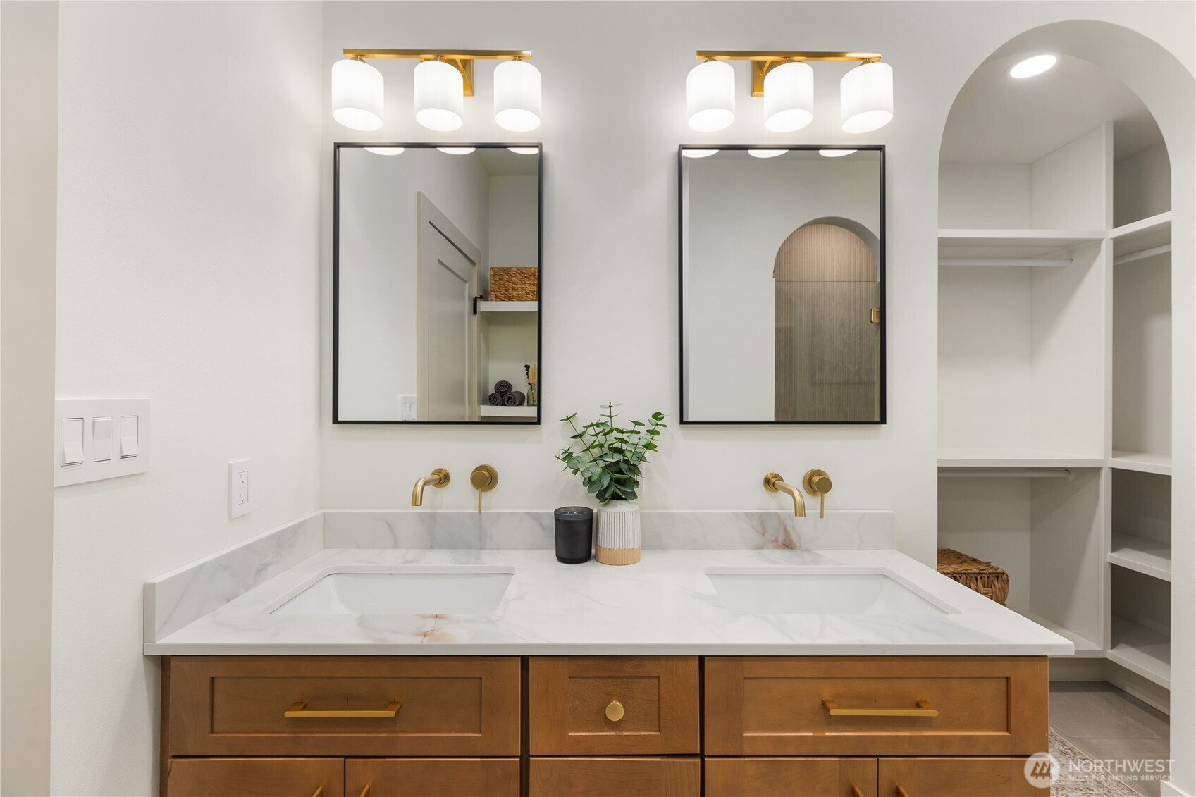 829 27th Avenue Seattle, WA 98122 - Photo 19 of 38 a bathroom with a sink mirror and vanity