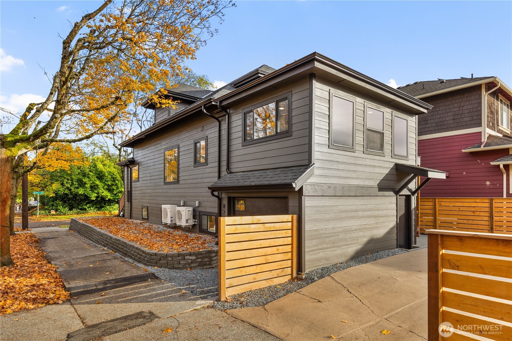 829 27th Avenue Seattle, WA 98122 - Photo 35 of 38 a front view of a house with a pathway