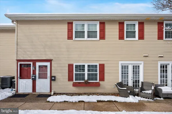 $289,900 | 112 Yardley Commons, Yardley, PA 19067
