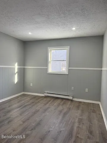 $1,500 | 10 Depot Street, Unit 3, Great Barrington, MA 01236