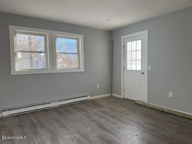 $1,500 | 10 Depot Street, Unit 3, Great Barrington, MA 01236