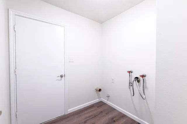 $2,449 | 9646 Springview Lane, Houston, TX 77080