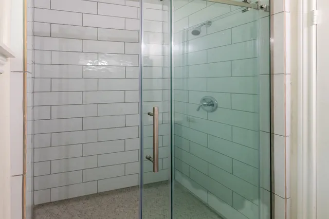 $2,449 | 9646 Springview Lane, Houston, TX 77080