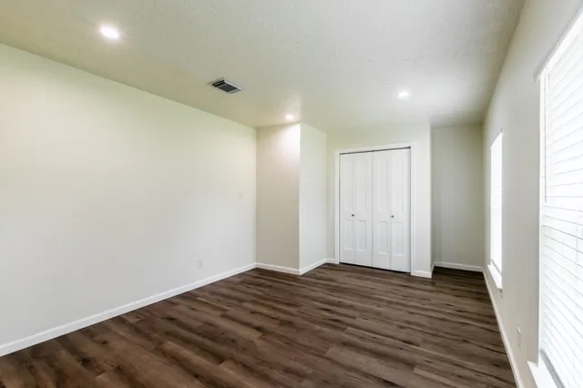 $2,449 | 9646 Springview Lane, Houston, TX 77080