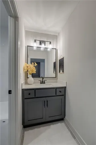 $835,000 | 5158 Northwest 47 Terrace, Riverside, MO 64150