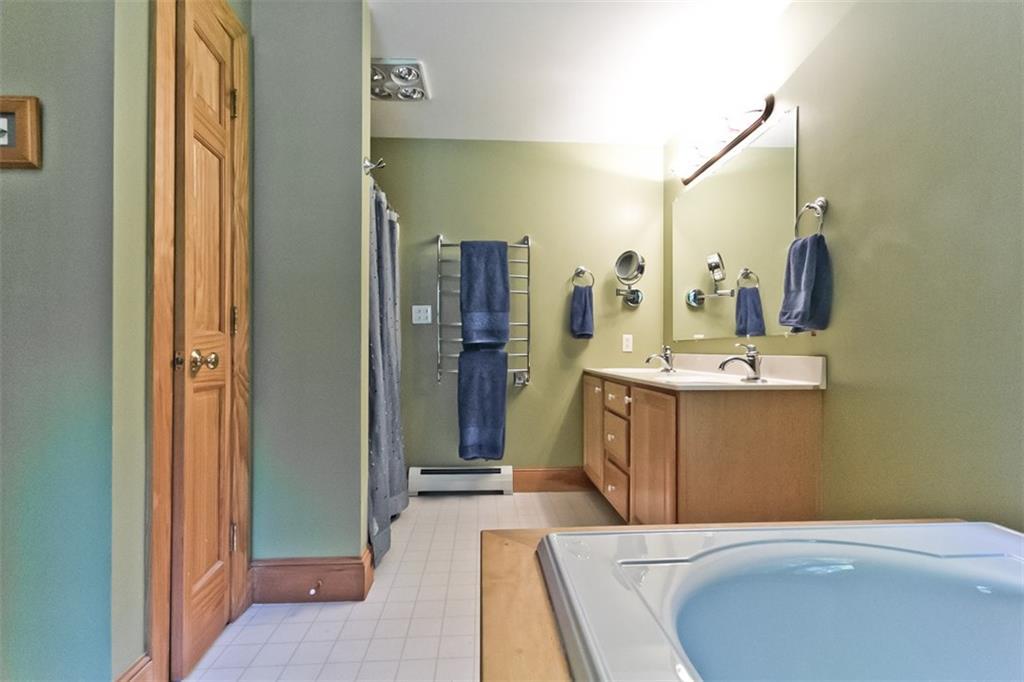 18 Cottage Farms Road Cumberland Center, ME 04021 - Photo 15 of 30 1st floor master bath with double...