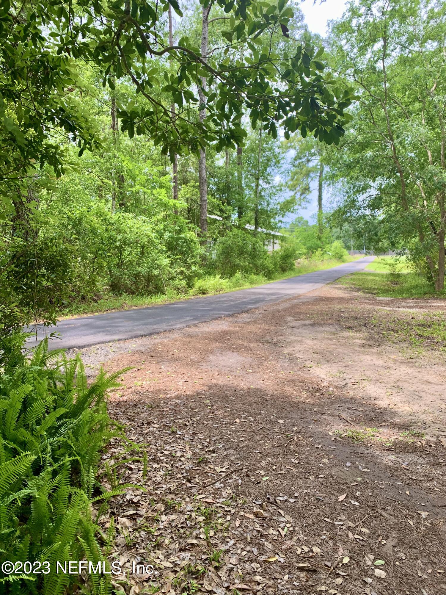 3180 C Pacetti Road St. Augustine, FL 32092 - Photo 3 of 19 Driveway Entrance