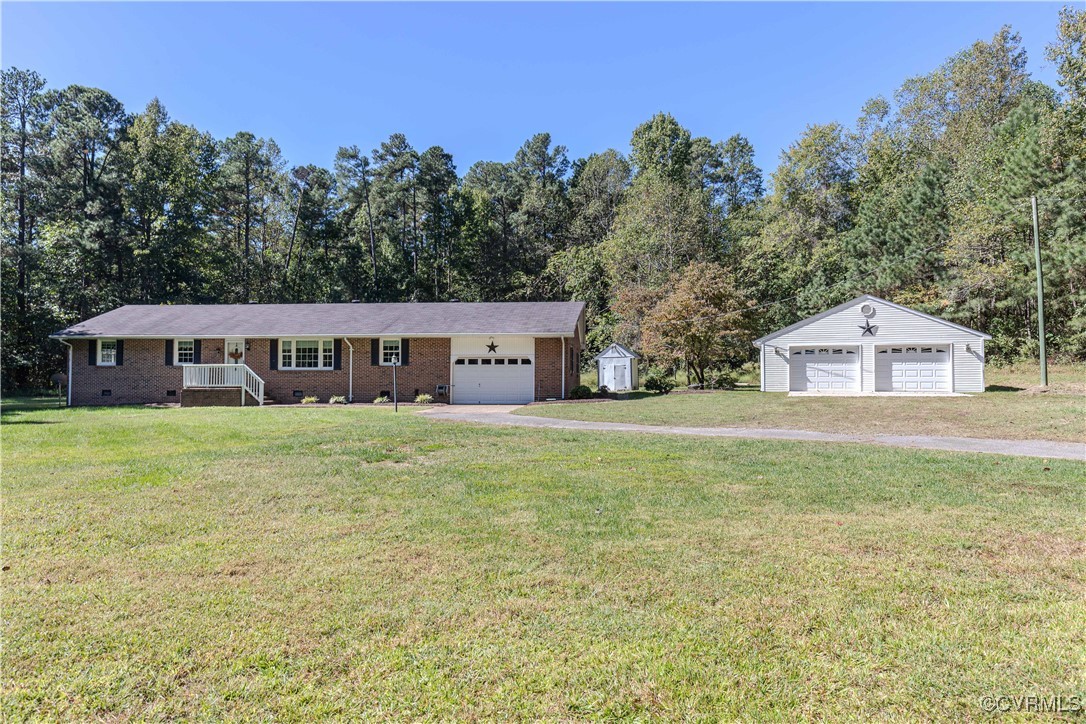22517 Cox Road Sutherland, VA 23885 - Photo 4 of 34 Gallery Image 4