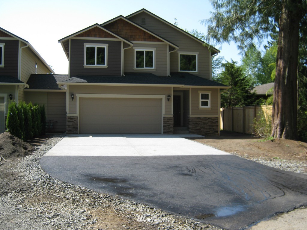 24 172nd Place Southwest, Unit B Bothell, WA 98012 - Photo 11 of 14