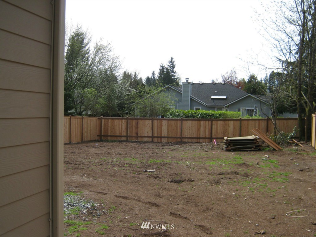 24 172nd Place Southwest, Unit B Bothell, WA 98012 - Photo 8 of 14