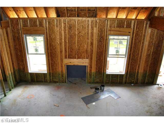 8247 Arbor Ridge Lane Clemmons, NC 27012 - Photo 2 of 9 Den/Family/Great Room.