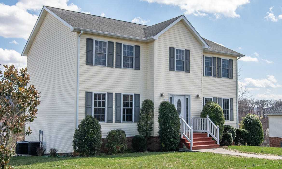 112 Aftons Meadow Road Vinton, VA 24179 - Photo 3 of 46 a view of house with yard and green space