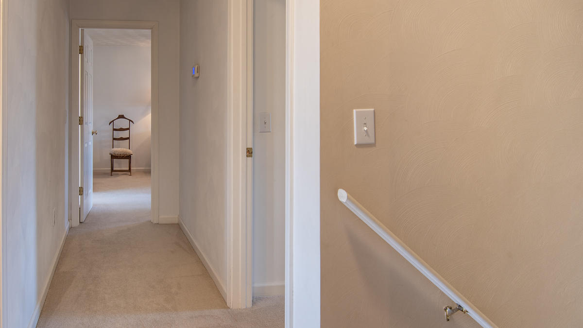 112 Aftons Meadow Road Vinton, VA 24179 - Photo 23 of 46 a view of a hallway with closet and a bathroom