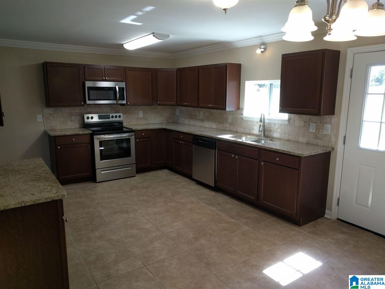 1121 8th Street Pleasant Grove, AL 35127 - Photo 8 of 21