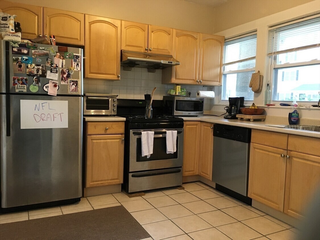 19 Union Street, Unit 19 Needham, MA 02494 - Photo 6 of 8