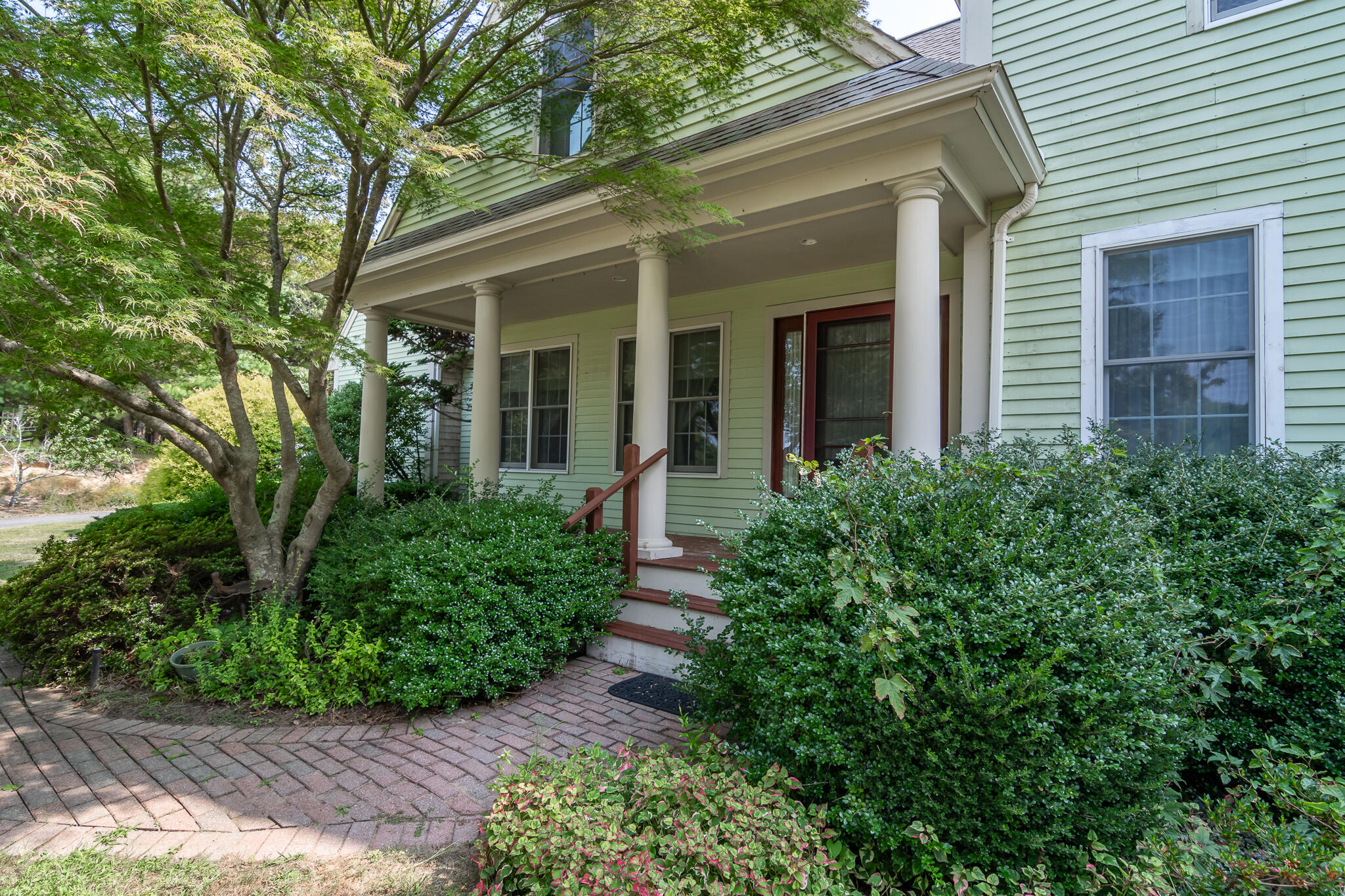 1 Crestview Lane Sagamore, MA 02561 - Photo 3 of 39 Front_WEB (1)