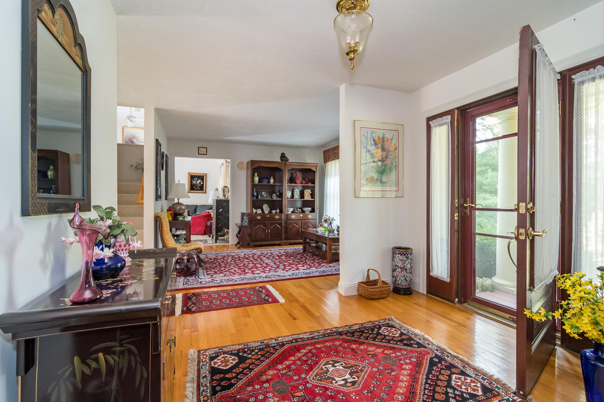 1 Crestview Lane Sagamore, MA 02561 - Photo 9 of 39 Foyer_WEB (5)