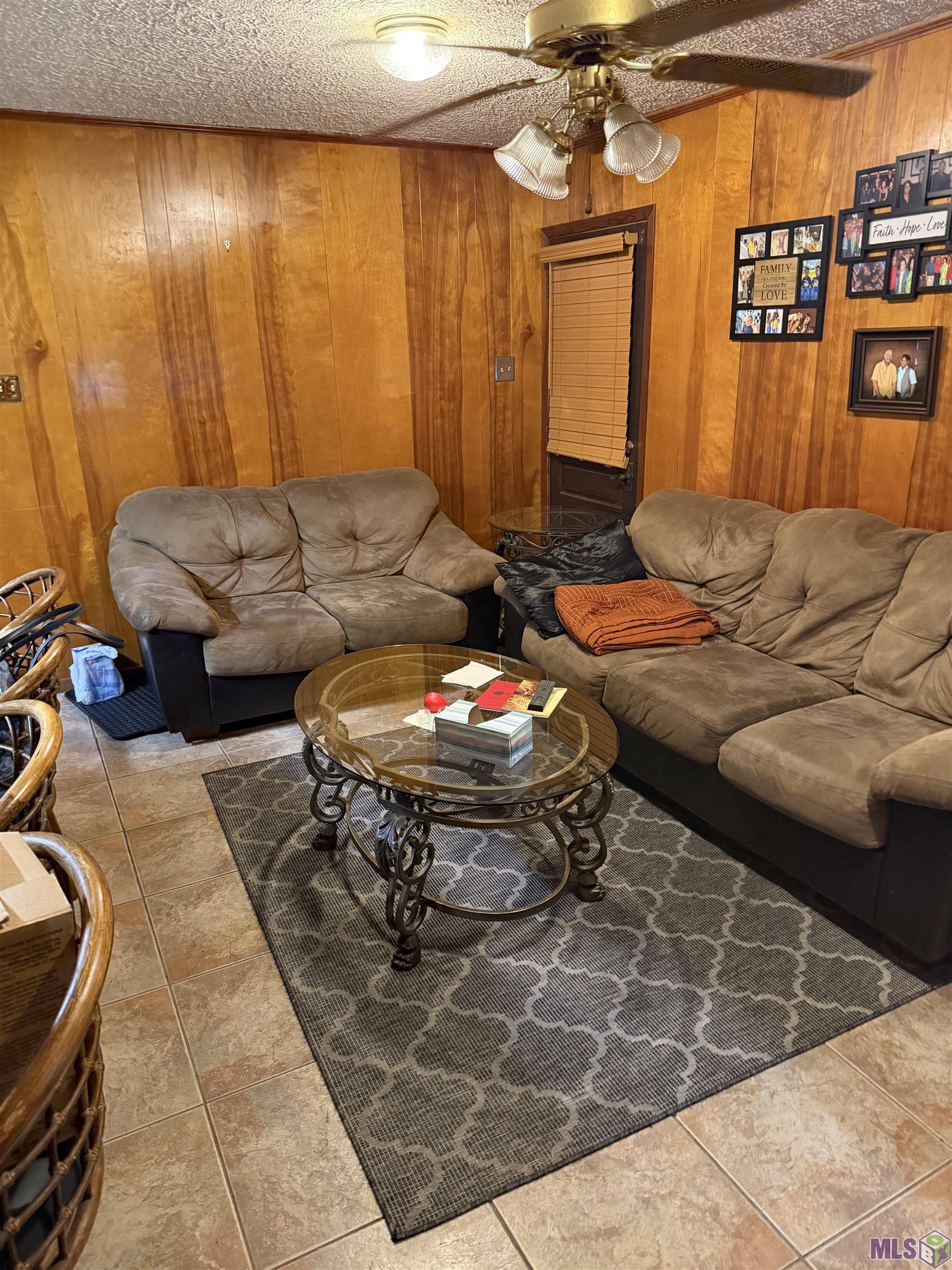 944 Savanna View Drive Baton Rouge, LA 70810 - Photo 4 of 10 Den