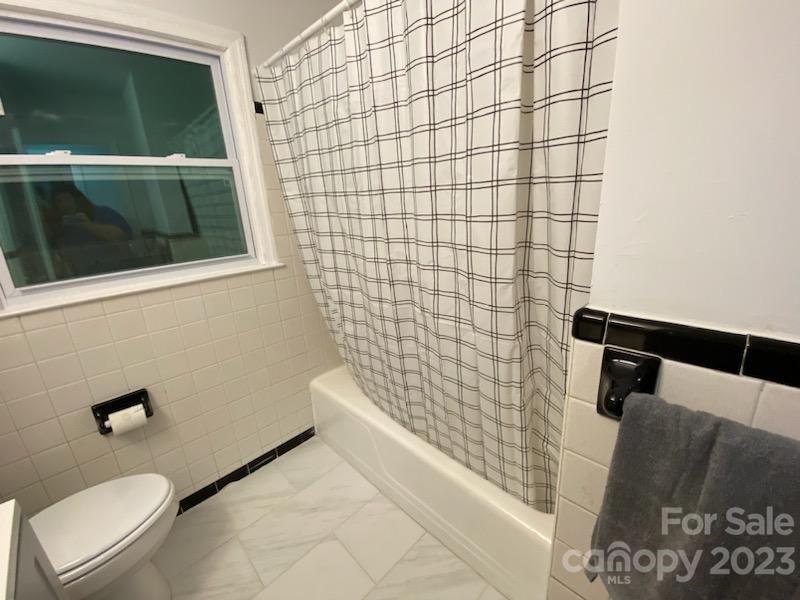1608 Altura Road Fort Mill, SC 29708 - Photo 27 of 34 a bathroom with a sink and toilet