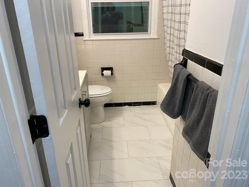 1608 Altura Road Fort Mill, SC 29708 - Photo 28 of 34 a bathroom with a sink and toilet