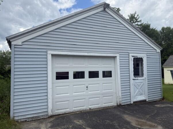 45 Cushman Road Winslow, ME 04901 - Photo 23 of 29 Oversized one car garage