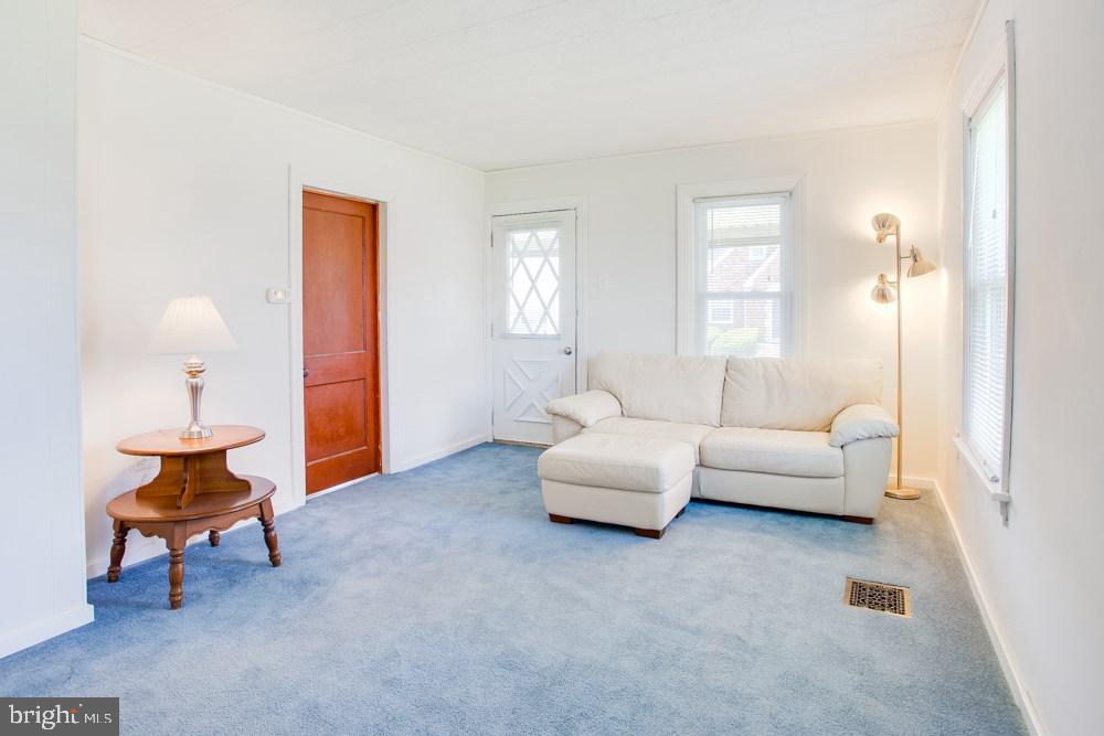 250 South Houcks Road Harrisburg, PA 17109 - Photo 3 of 25 Gallery Image 3