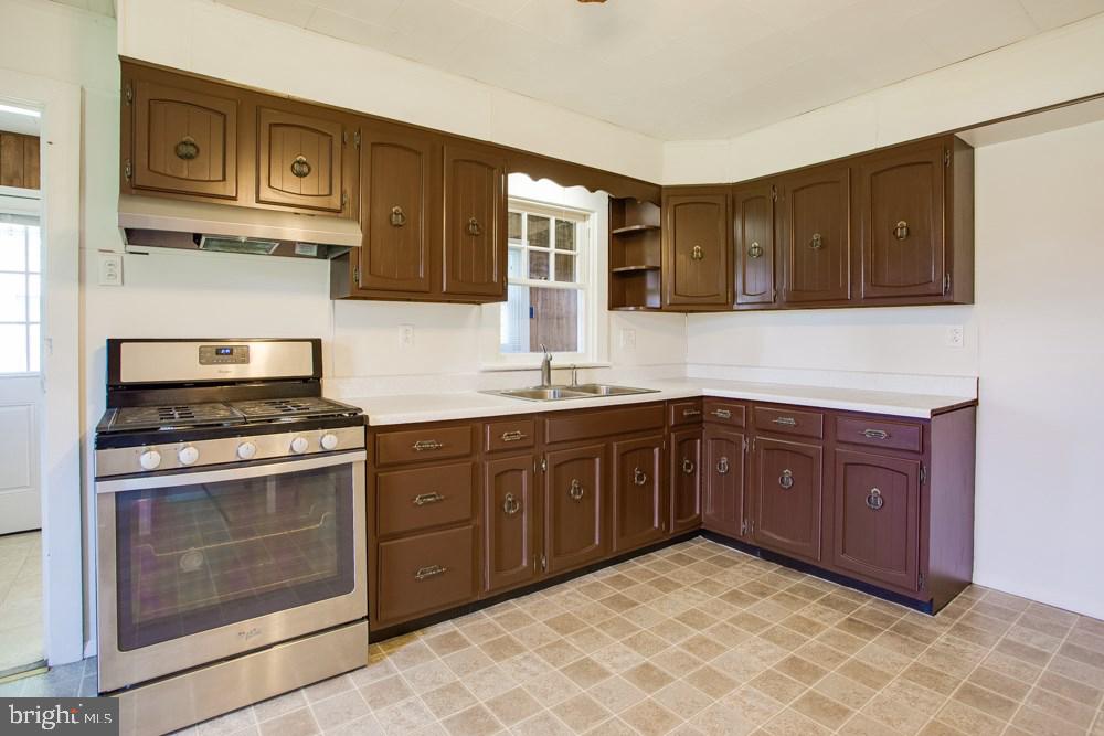 250 South Houcks Road Harrisburg, PA 17109 - Photo 10 of 25 Gallery Image 10