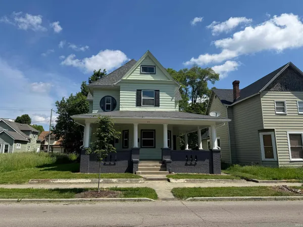 $775 | 614 West Charles Street, Muncie, IN 47305