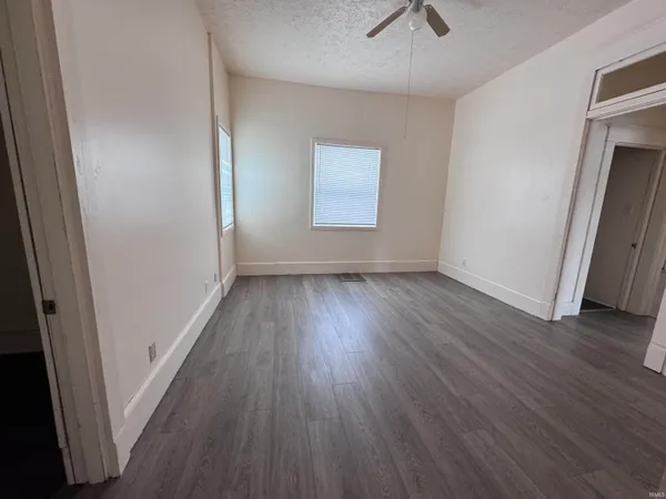 $775 | 614 West Charles Street, Muncie, IN 47305