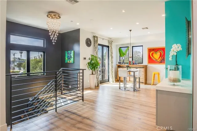 $9,000 | 700 South Broadway, Redondo Beach, CA 90277