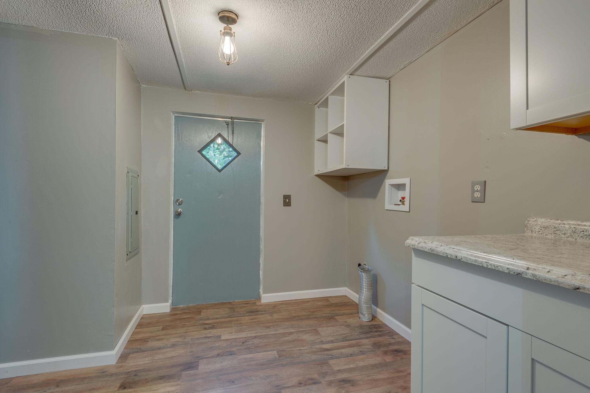 6325 Keys Branch Road Nunnelly, TN 37137 - Photo 16 of 27 Gallery Image 16